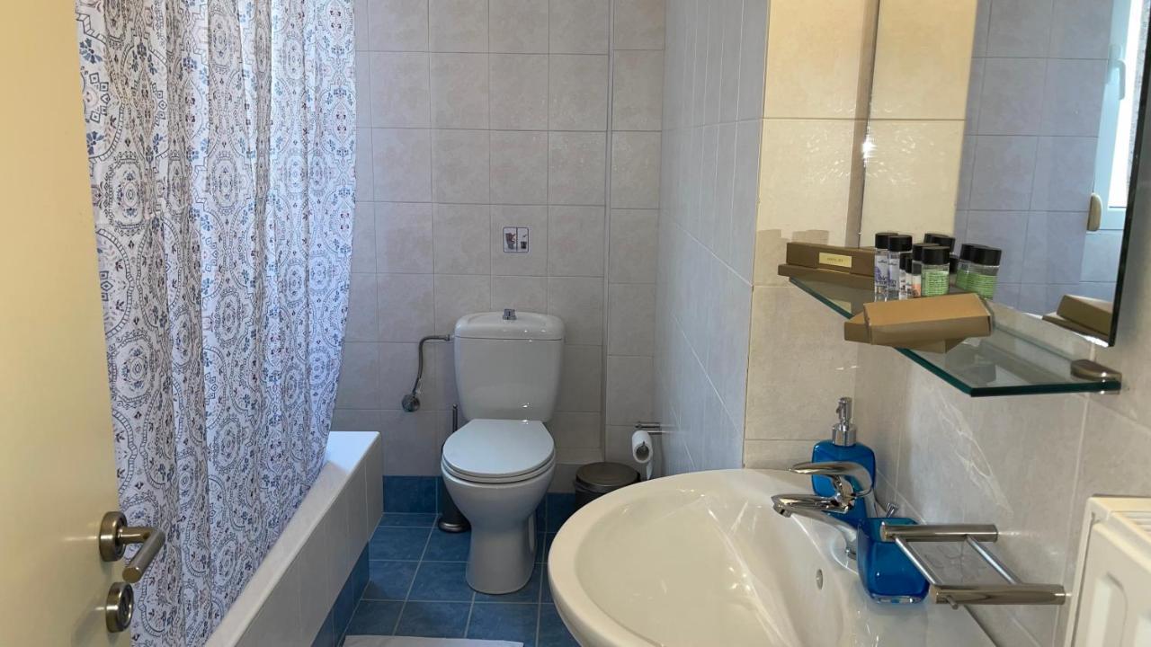 Central Comfy Home Каламата Экстерьер фото