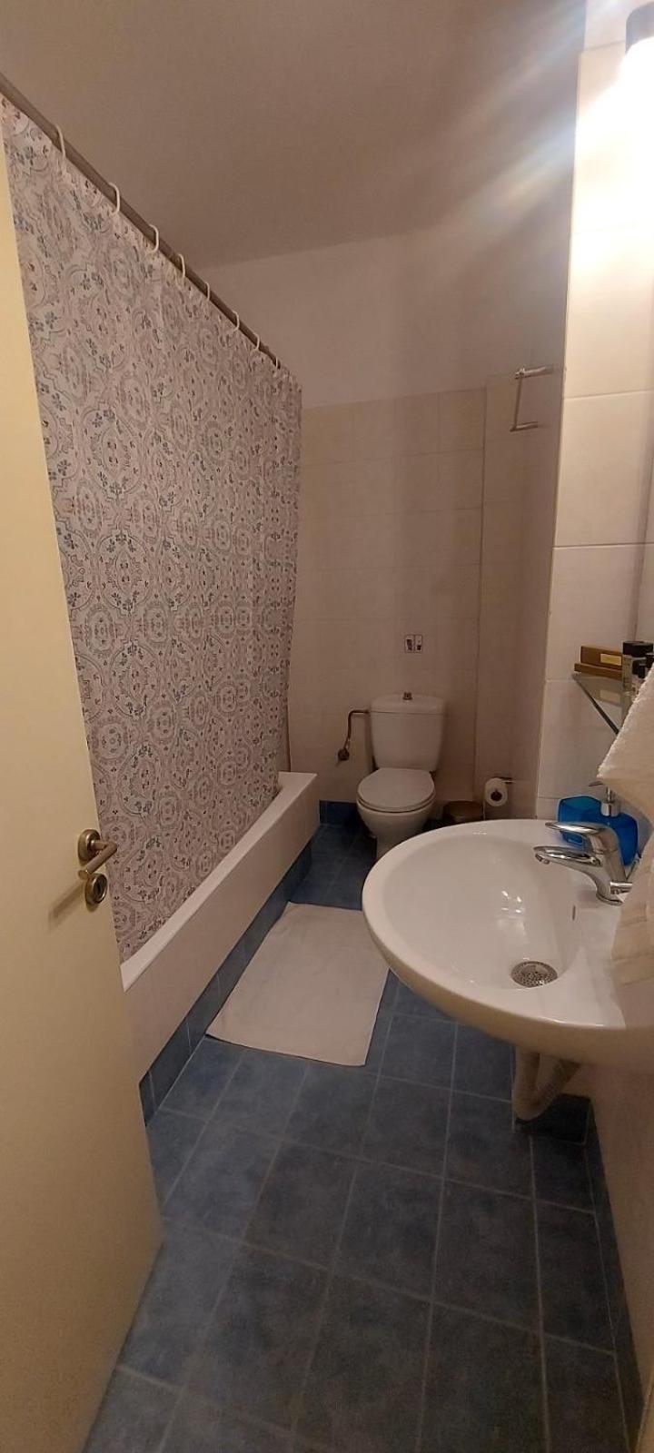 Central Comfy Home Каламата Экстерьер фото